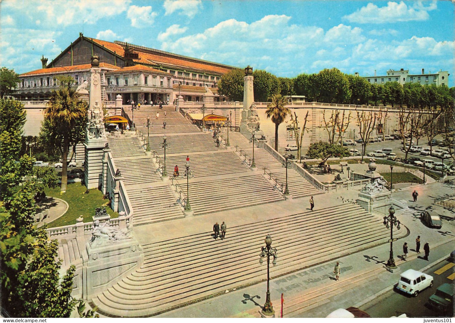 CPSM Marseille-Gare-Timbre    L2810 - Estación, Belle De Mai, Plombières