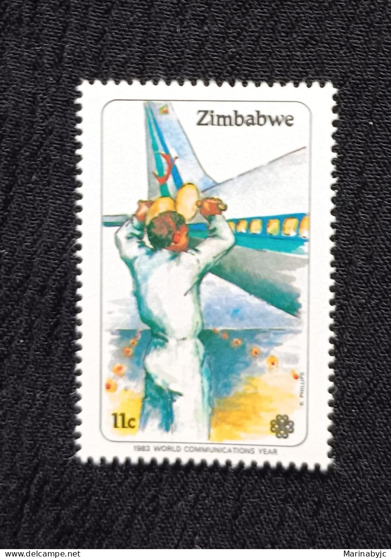 D)1983, ZIMBABWE, STAMP, WORLD COMMUNICATIONS YEAR, MNH - Zimbabwe (1980-...)