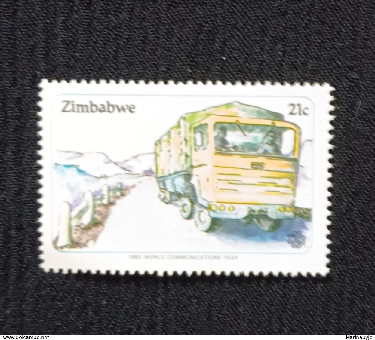 D)1983, ZIMBABWE, STAMP WORLD YEAR OF COMMUNICATIONS, VEHICLES, MNH - Zimbabwe (1980-...)