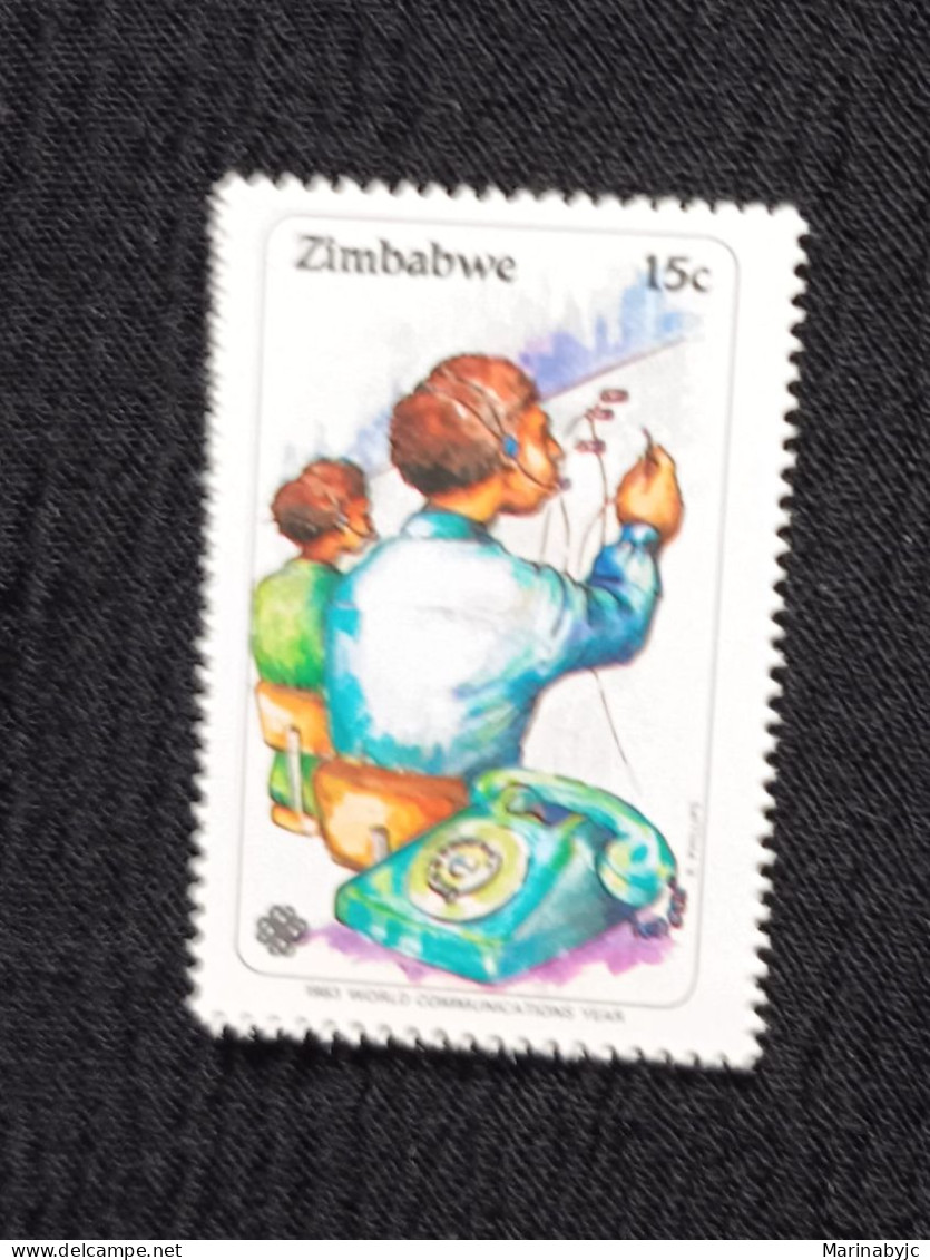 D)1983, ZIMBABWE, STAMP WORLD YEAR OF COMMUNICATIONS, TELEPHONE, MNH - Zimbabwe (1980-...)