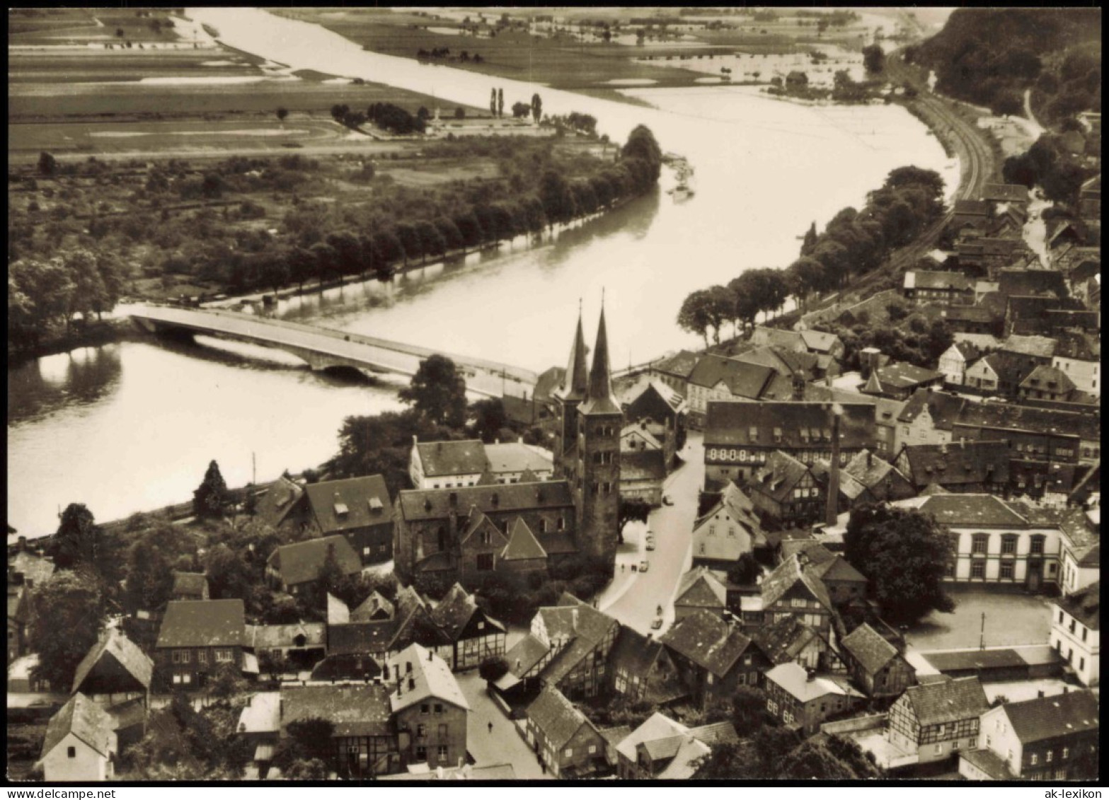 Höxter (Weser) St. Kilianikirche Weserpromenade Aus Der Vogelschau  1960 - Hoexter