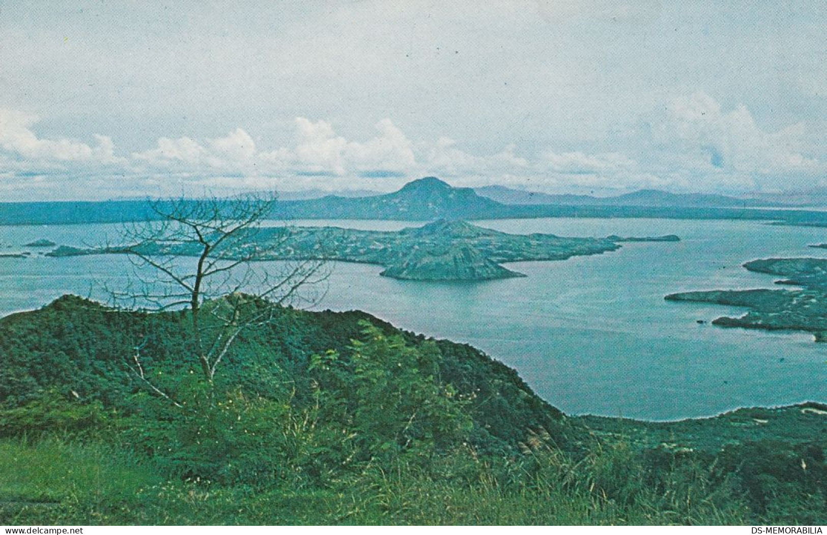 Philippines - Taal Lake & Volcano - Philippines