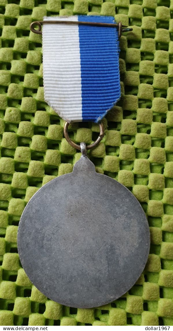 Medaile : Hildegaert School Rotterdam . -  Original Foto  !!  Medallion  Dutch - Andere & Zonder Classificatie