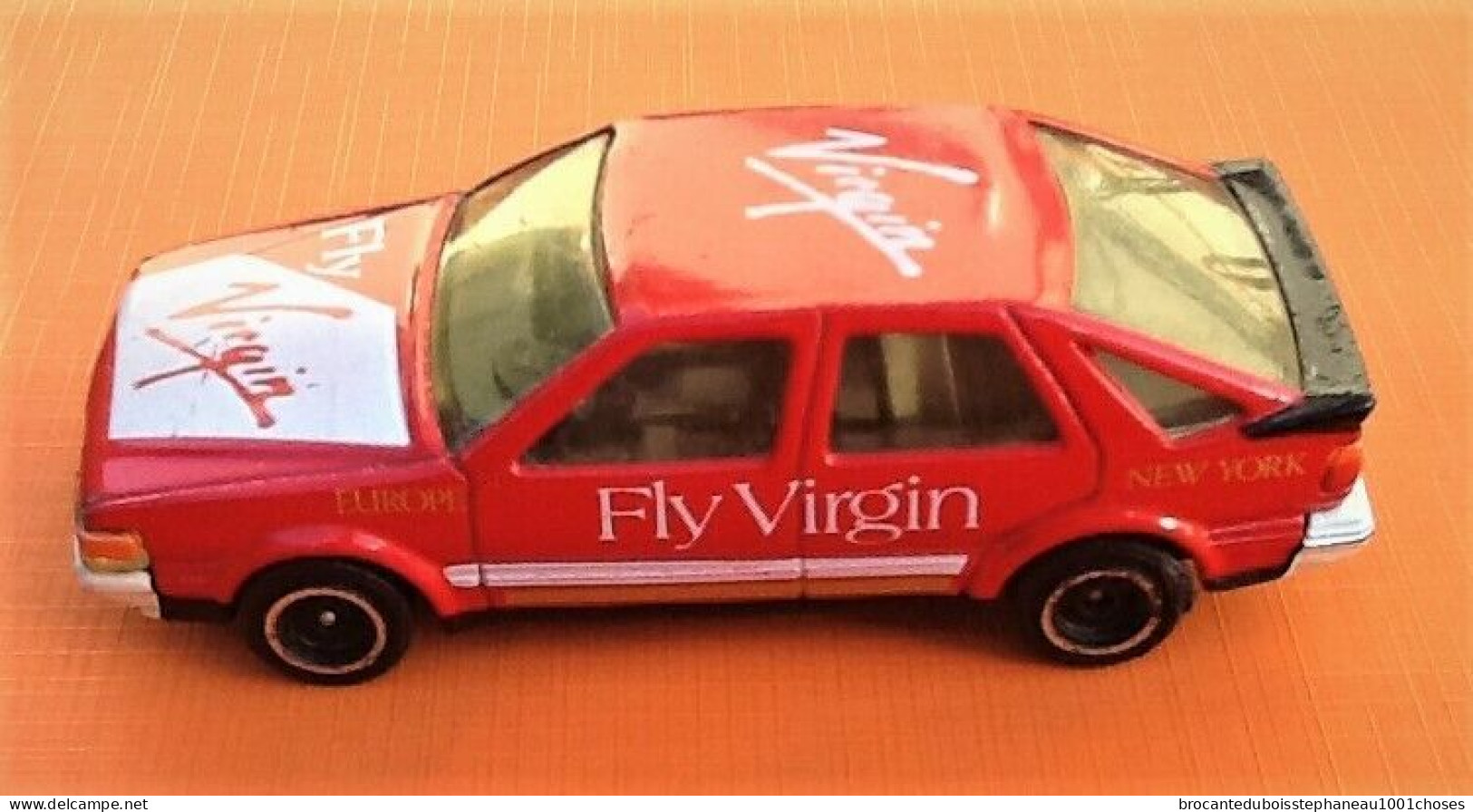 Voiture Miniature   Saab 9000  Fly Virgin  (1985) Corgi - Corgi Toys