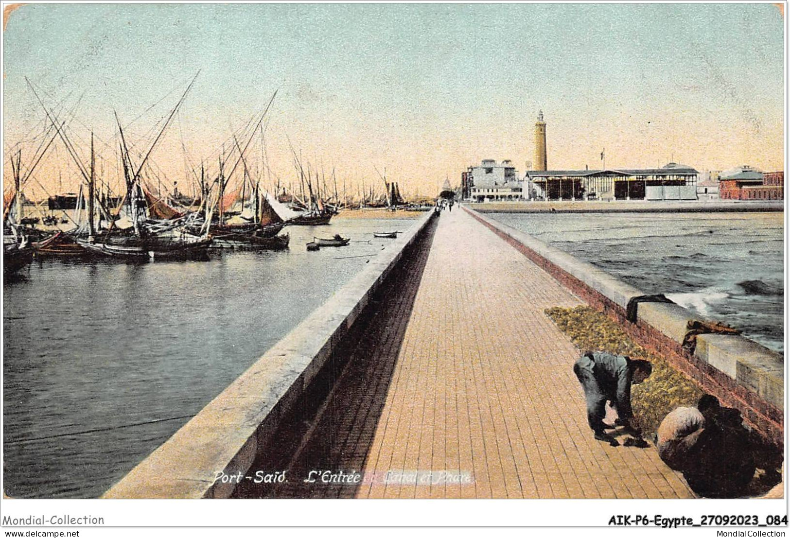 AIKP6-EGYPTE-0531 - PORT SAID - L'entrée Du Canal Et Phare  - Port Said