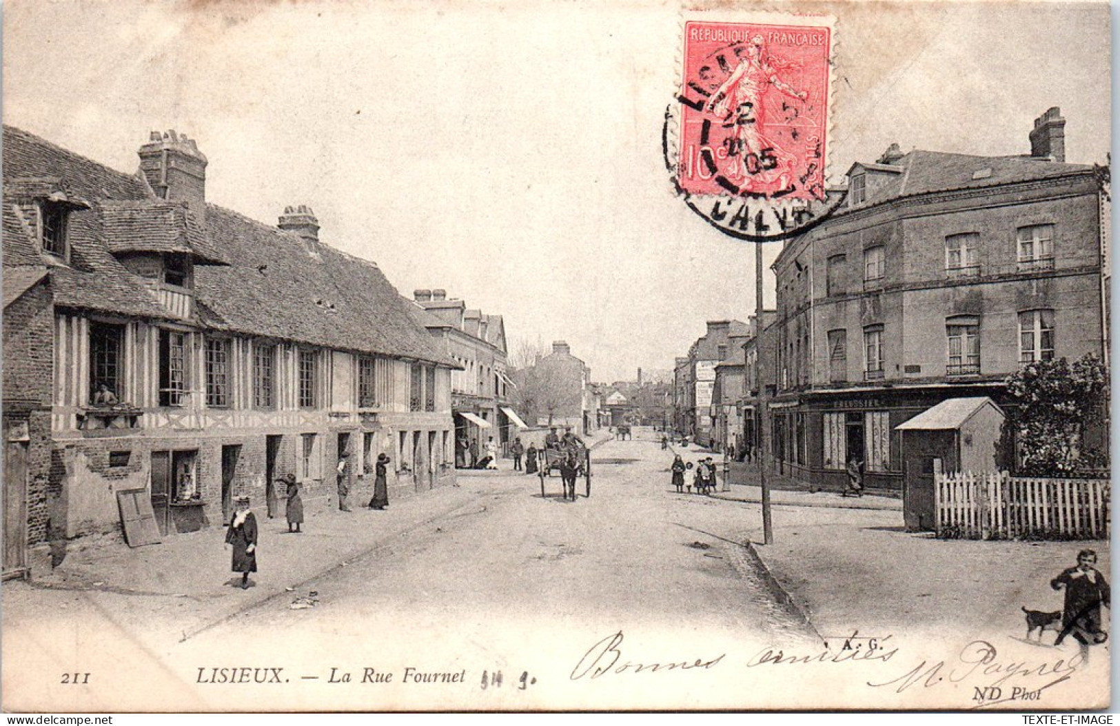 14 LISIEUX - La Rue Fournel. - Lisieux