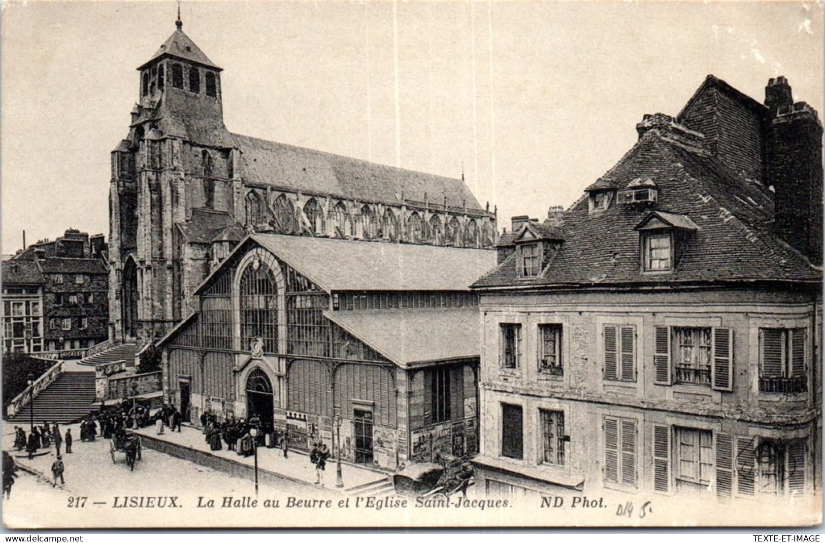 14 LISIEUX - La Halle Au Beurre Et L'eglise Saint Jacques  - Lisieux