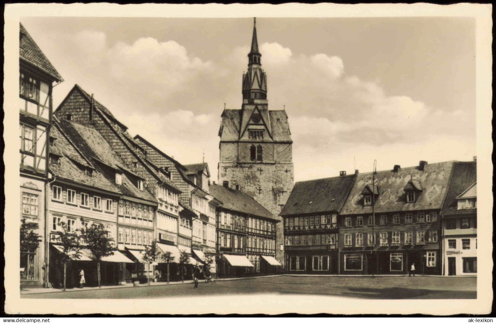 Ansichtskarte Osterode (Harz) Marktplatz Und Kirche 1938 - Osterode