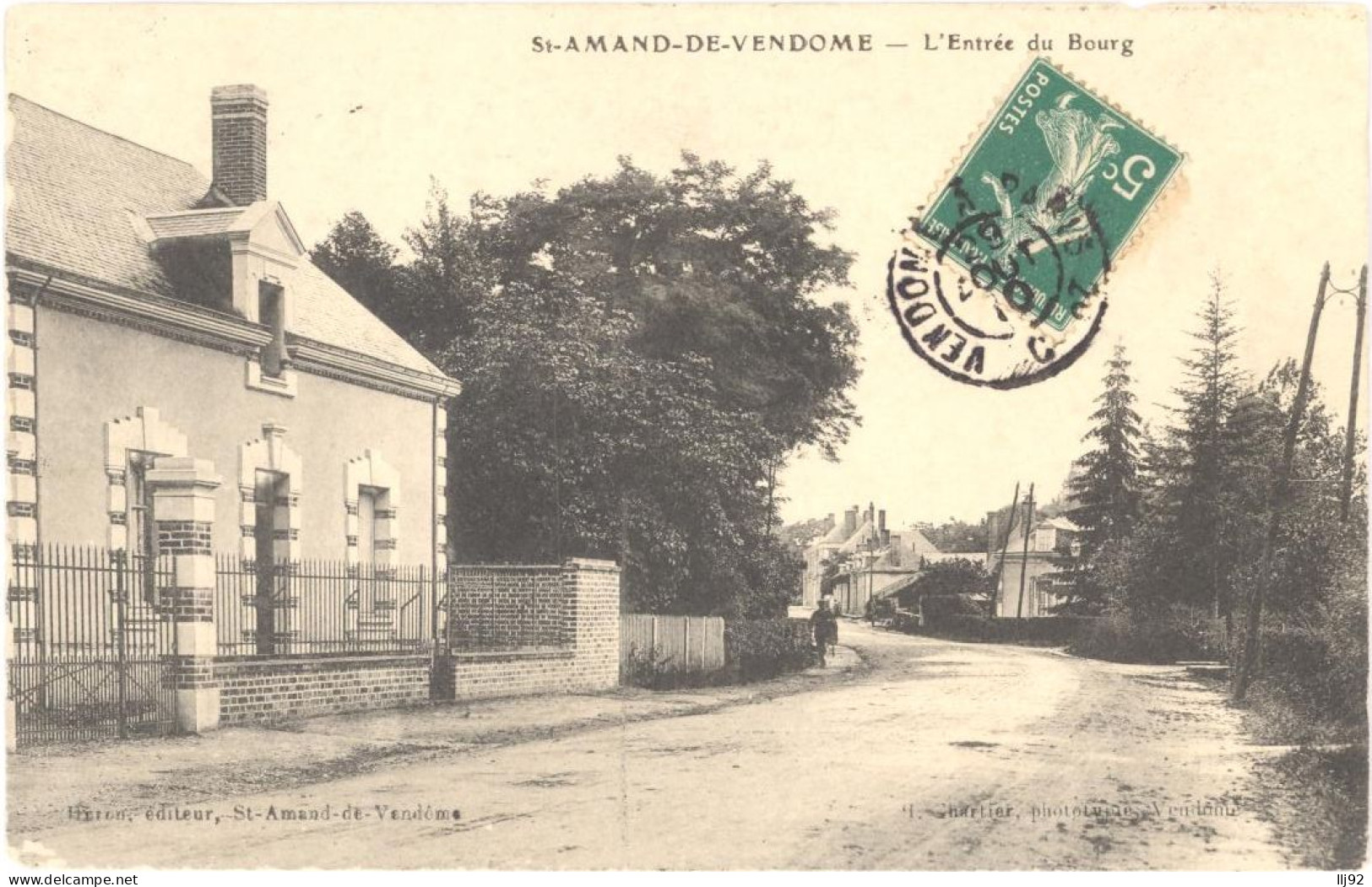 CPA 41 - Saint-Amand De Vendome (Saint Amand-Longpré) - L'entrée Du Bourg - Saint Amand Longpre