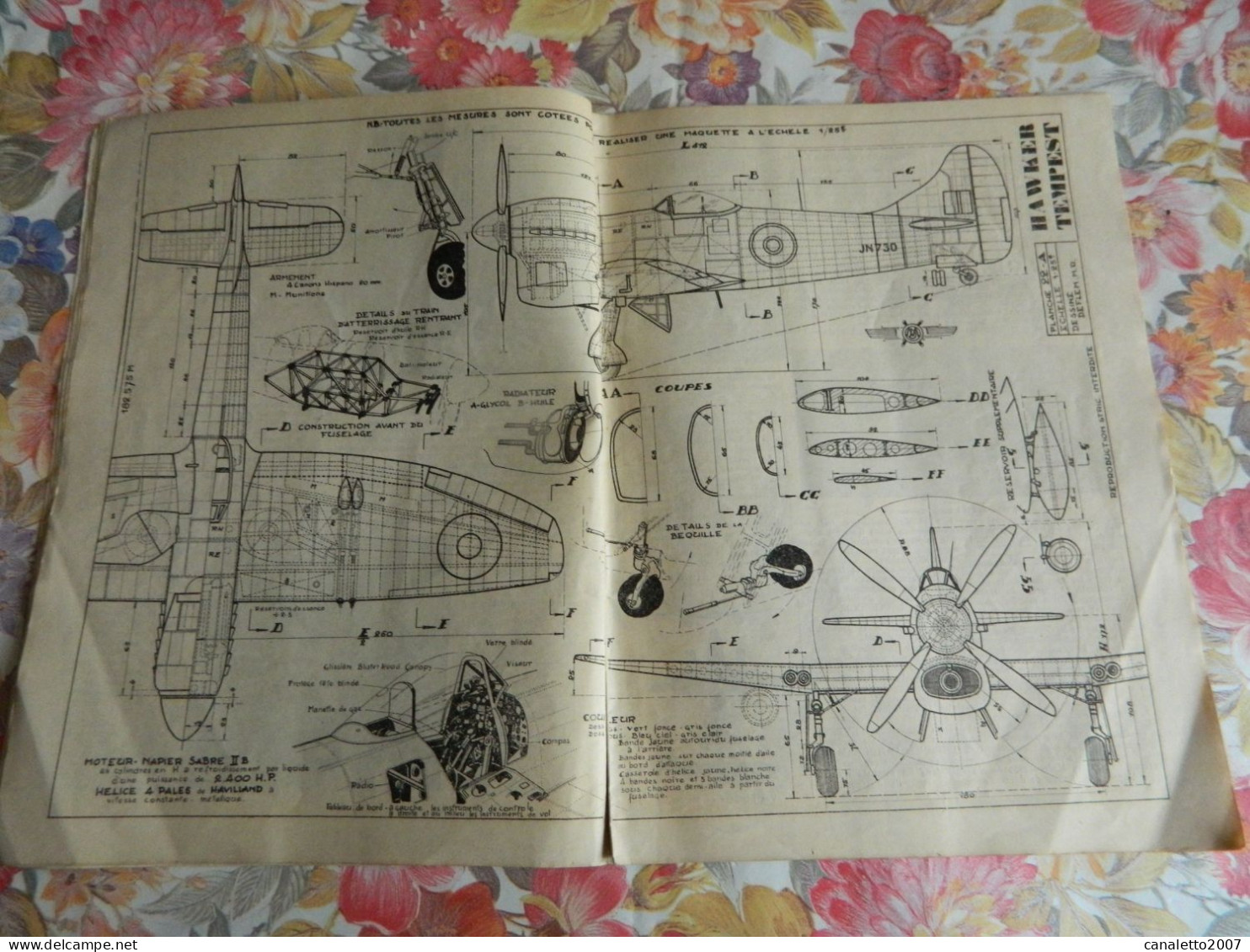 AVIATION: ESCADRILLE  N°2 NOVEMBRE 1945 -28 PAGES -AVEC PHOTOS -PLAN- PUB ENCRE CARMER AVEC SOLDAT ASSI SUR ENCRIER - Avión