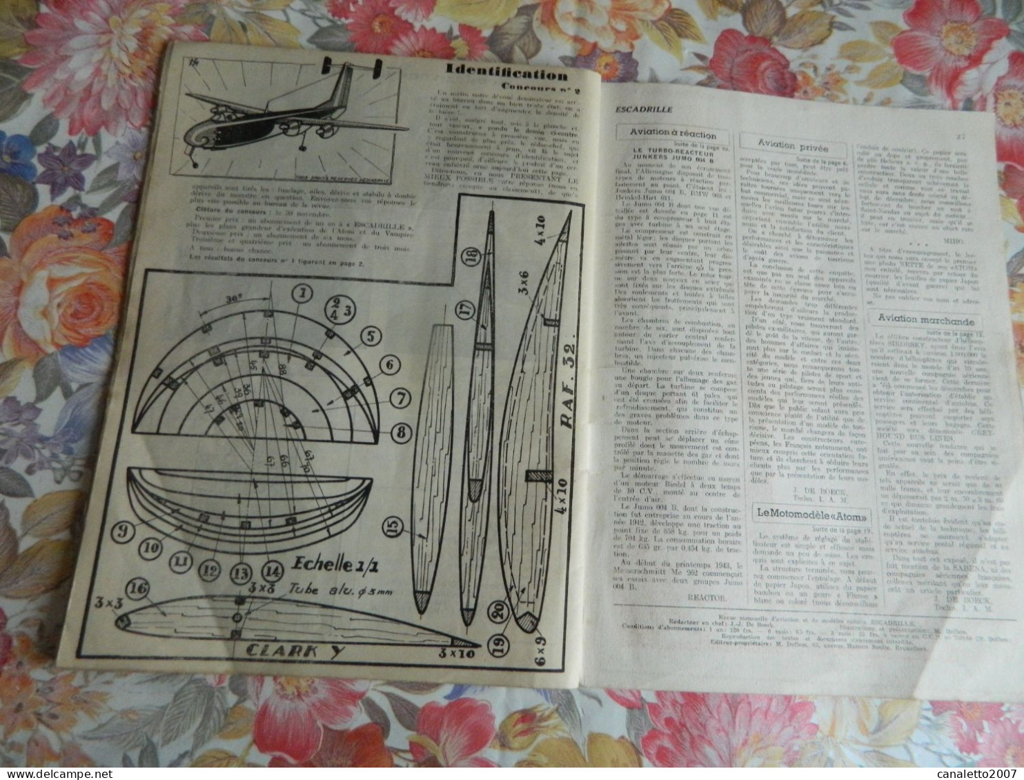 AVIATION: ESCADRILLE  N°2 NOVEMBRE 1945 -28 PAGES -AVEC PHOTOS -PLAN- PUB ENCRE CARMER AVEC SOLDAT ASSI SUR ENCRIER