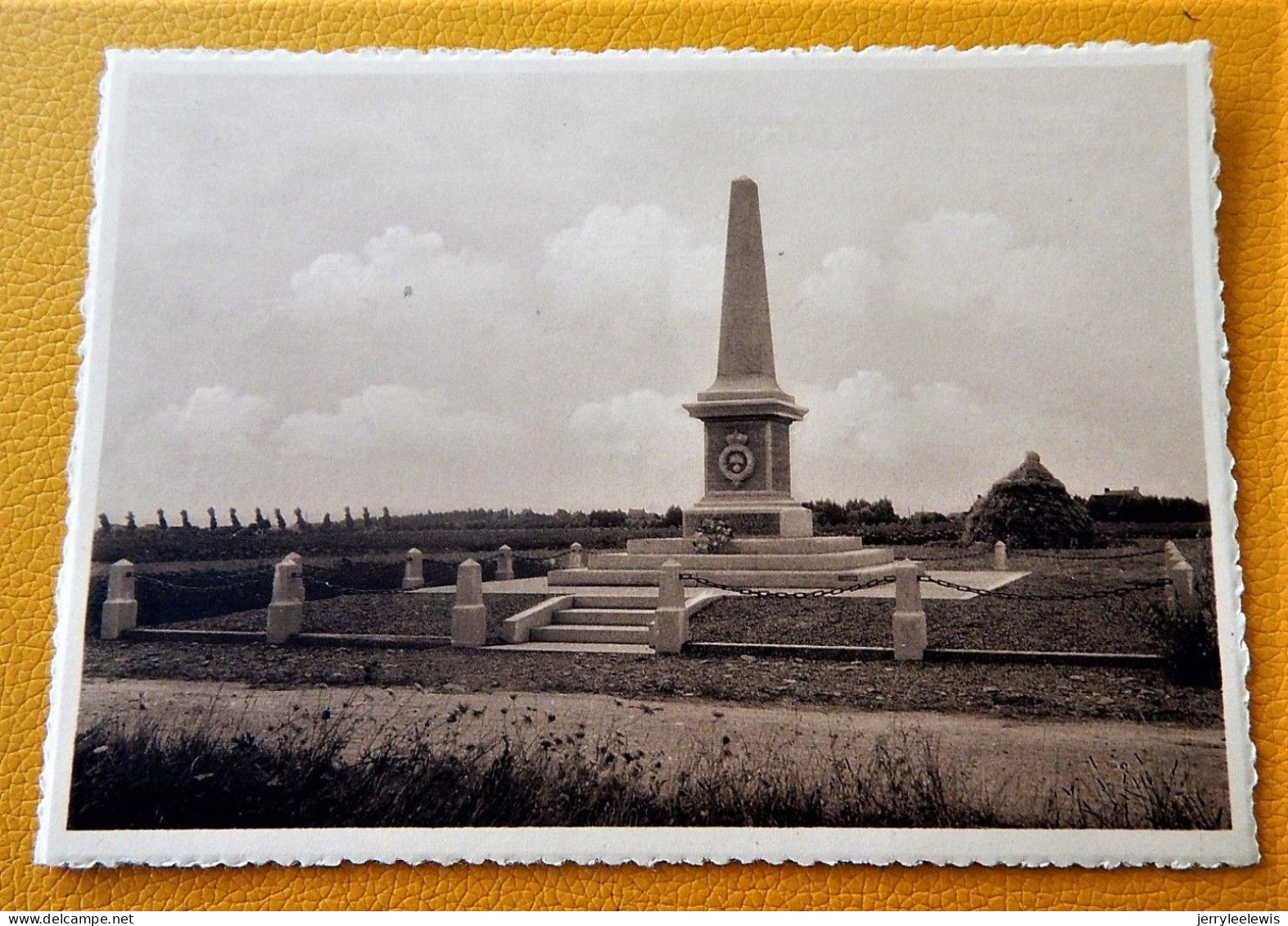 STEENSTRATE - STEENSTRAAT - Het Gedenkteken Van De Grenadiers Opgericht Op De Plaats Van Den Molen Van Lizerne - Langemark-Poelkapelle