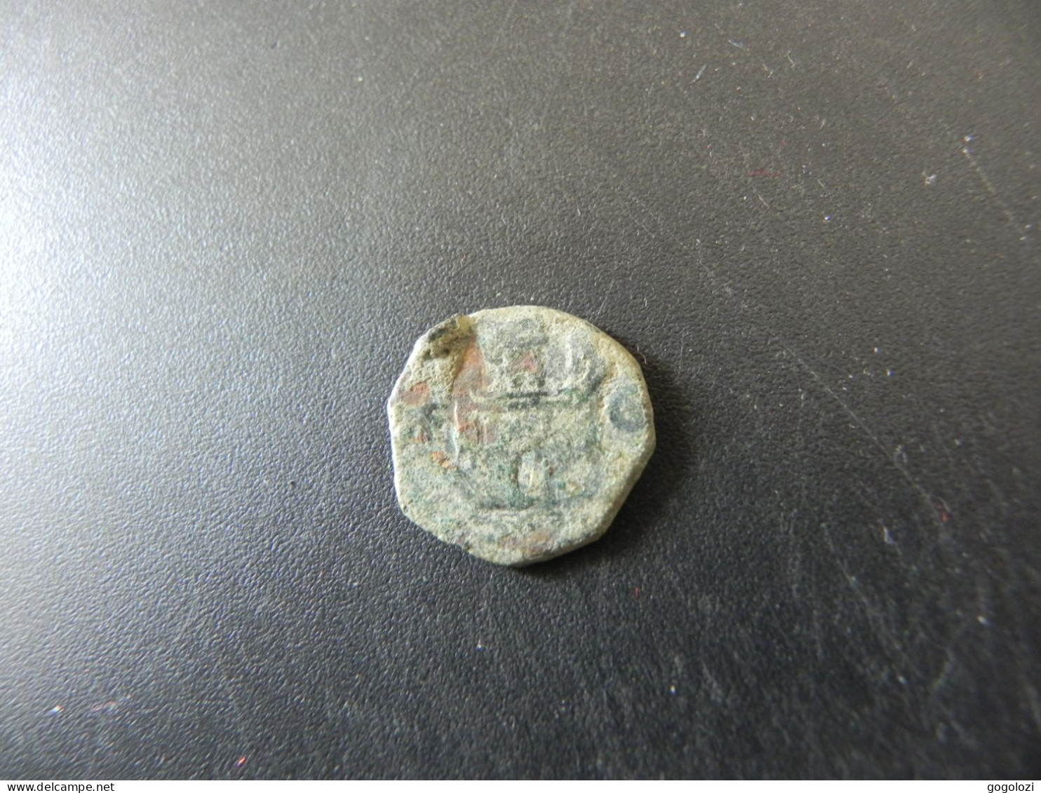 Old Ancient Coin - To Be Identified - Otros & Sin Clasificación