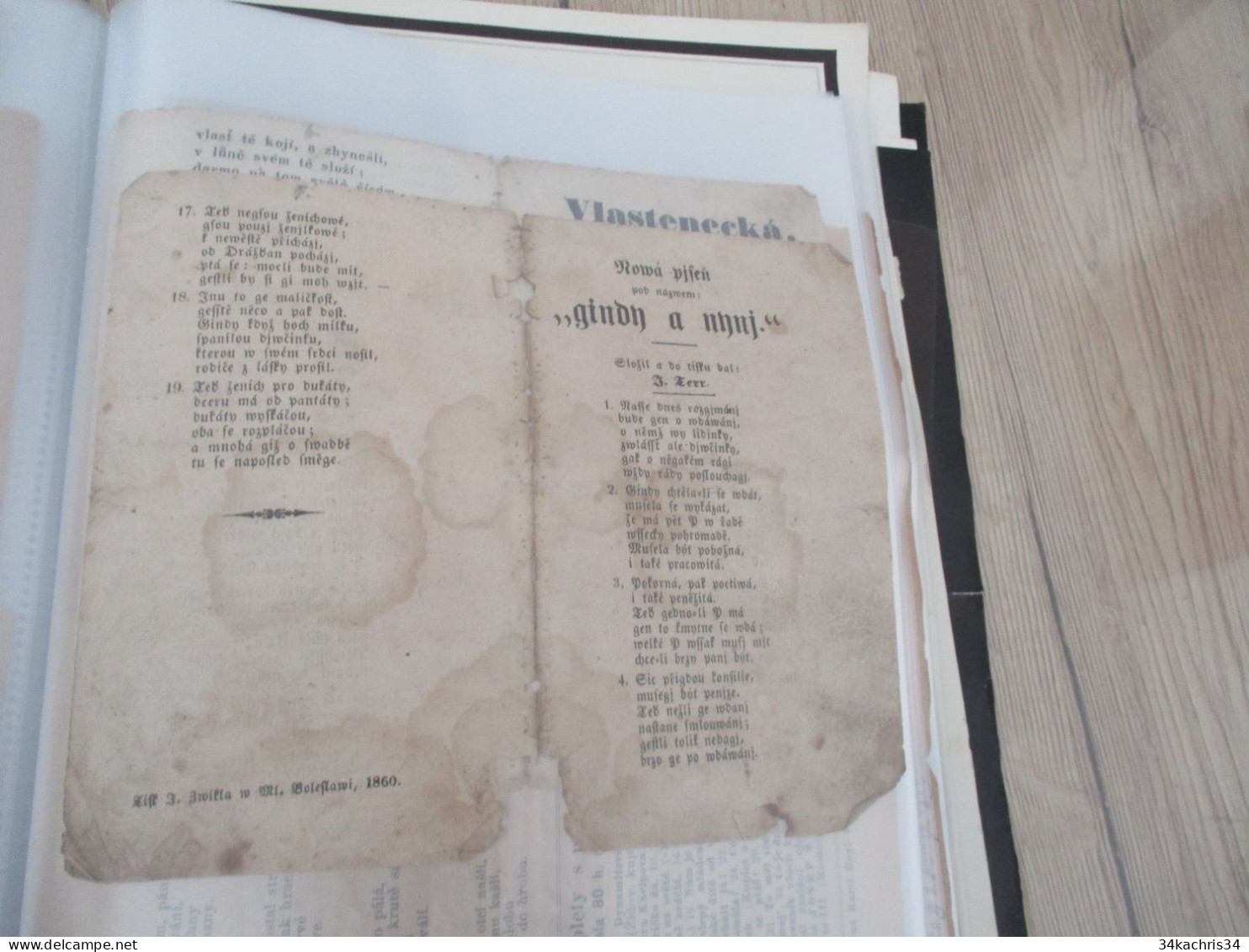 Tchéquie Tchécoslovaquie Rare Ensemble De Livres Populaires Anciens Dont Religieux - Old Books