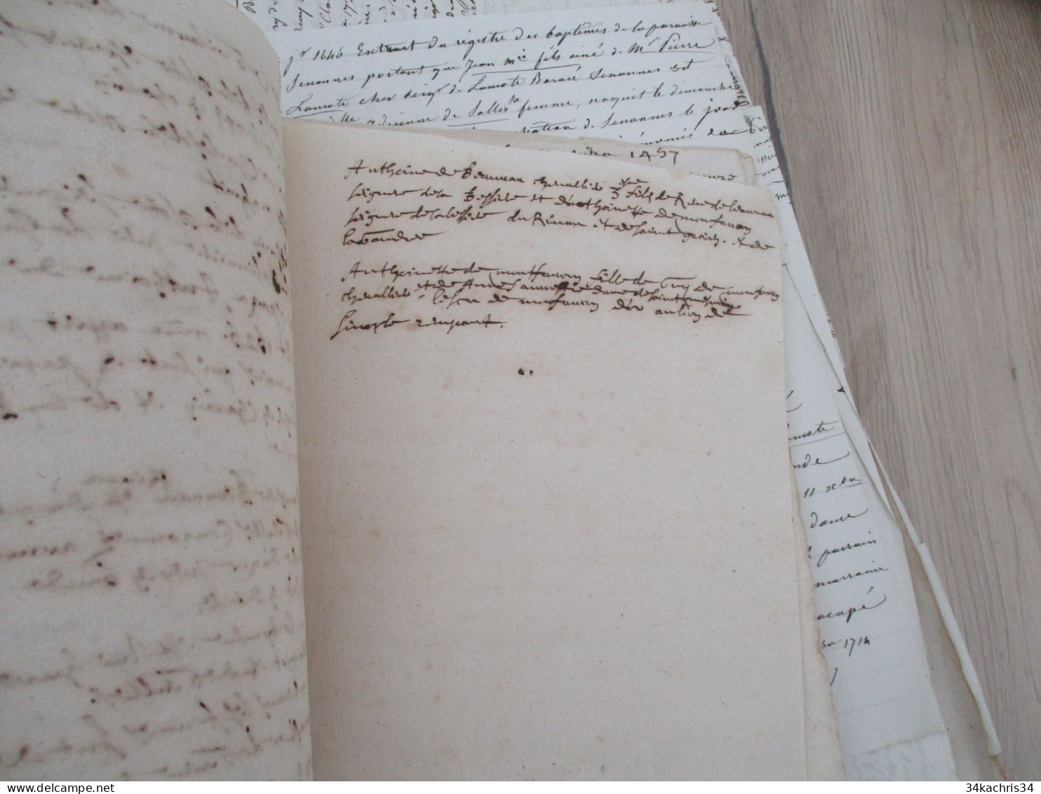 Archives notes généalogiques dont Hozier Lamothe Barace Labouère Guillot Labardouillère .... + 1.8kg de manuscrits