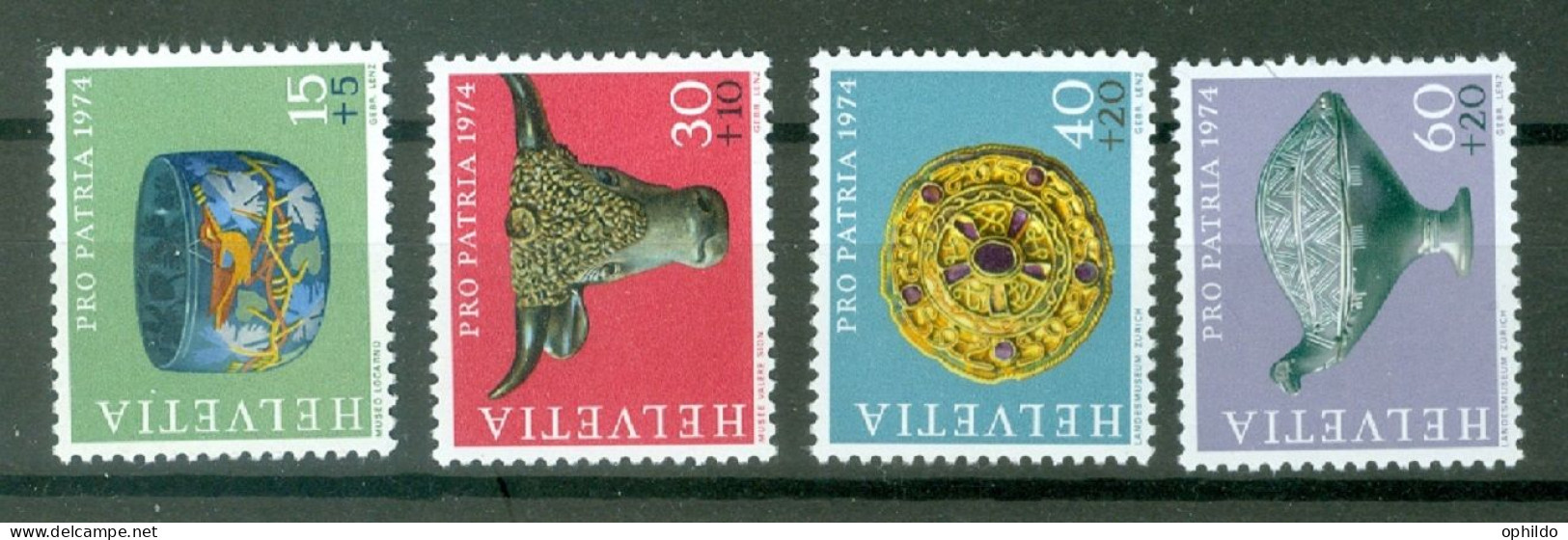 Suisse   926/929  * *  TB  Archéologie - Unused Stamps