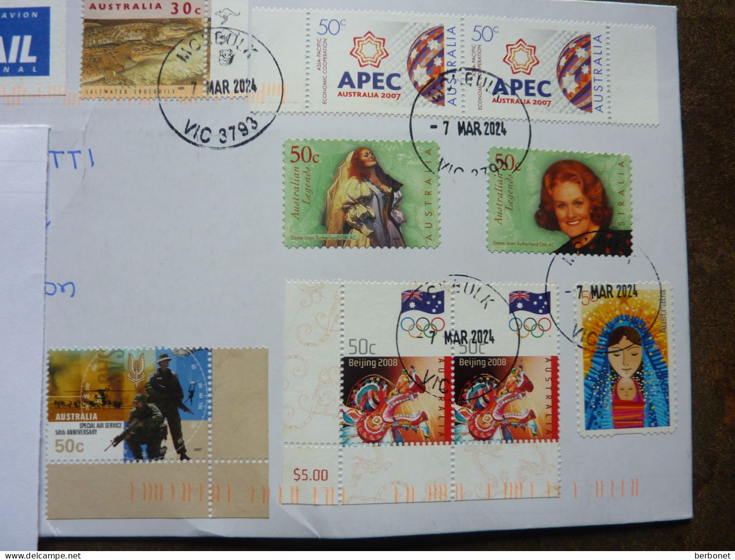 2024 AUSTRALIA  9 Stamps Used On A Letter - Oblitérés