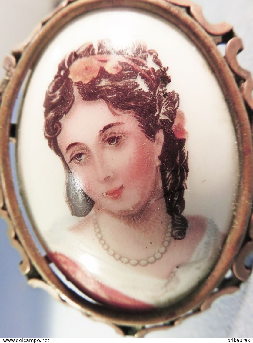 " BROCHE EN PORCELAINE DE LIMOGES @ Bijoux Bijouterie - Spille