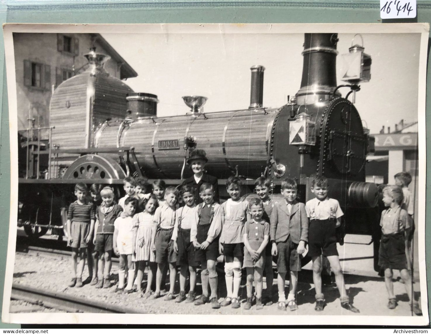 Renens : Locomotive Limmat En Exposition Pour, Ici, Une Petite Classe (16'414) - Renens