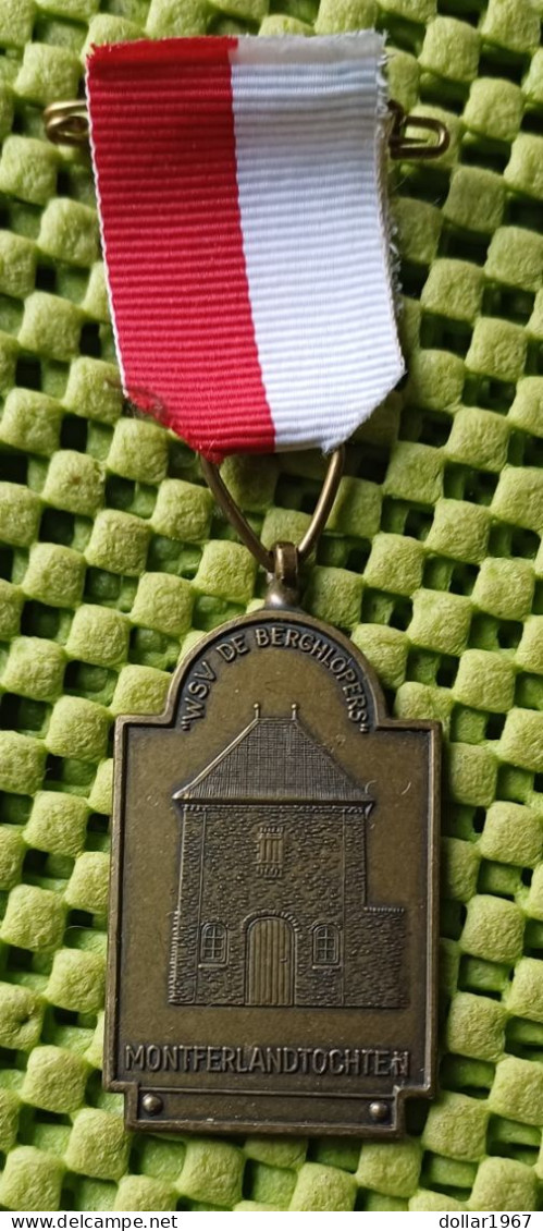 Medaile : W.S.V. De Berghlopers Montferland - Tochten. -  Original Foto  !!  Medallion  Dutch - Altri & Non Classificati