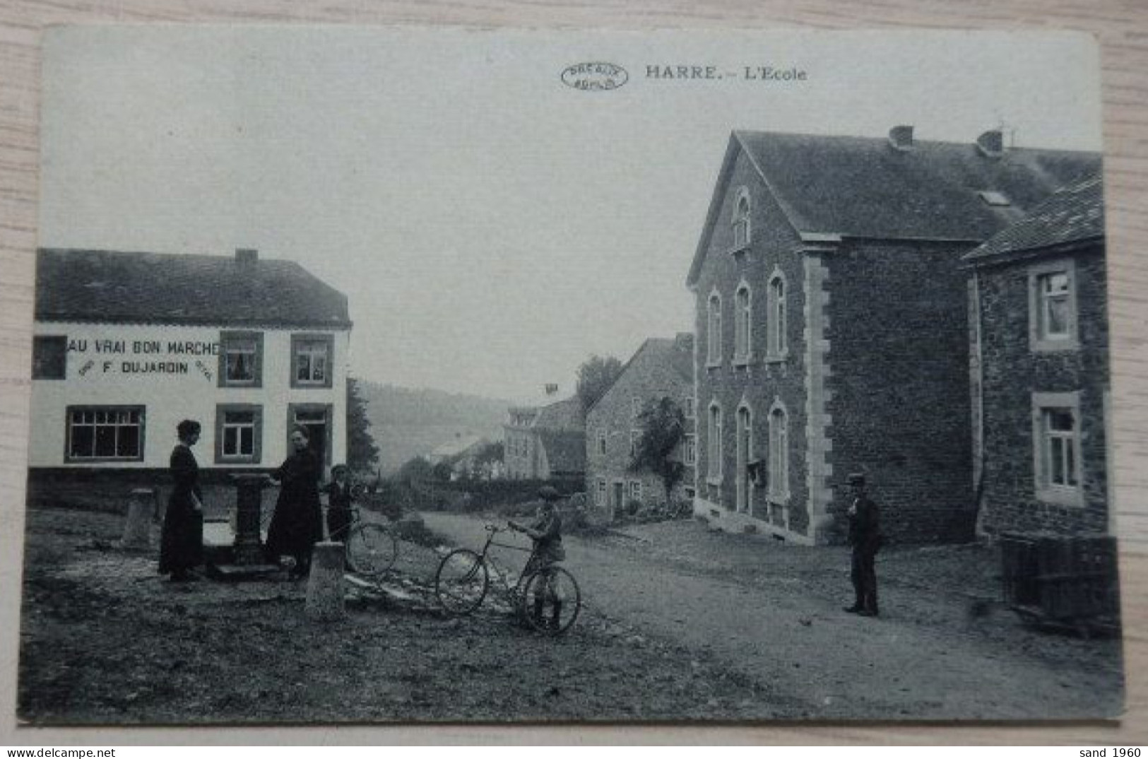 Harre - Manhay - L'Ecole - Fontaine - Commerce: Au Vrai Bon Marché F. Dujardin - 2 Scans - Manhay