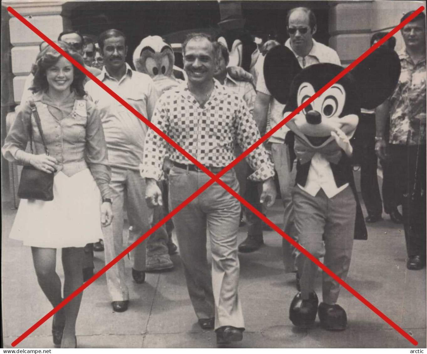 Photo De Presse ANP Photo D'archive De 1975 De La Visite Du Jordanien J HOESSEIN Et Disneyland Orlando En Floride - Amerika