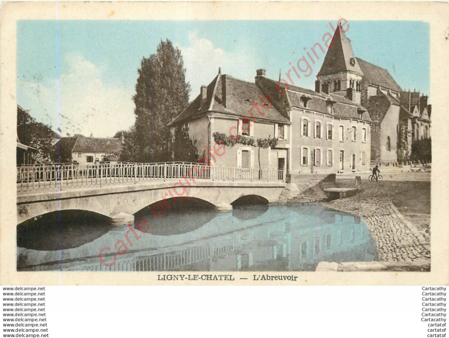 89.  LIGNY LE CHATEL .  L'Abreuvoir . - Ligny Le Chatel