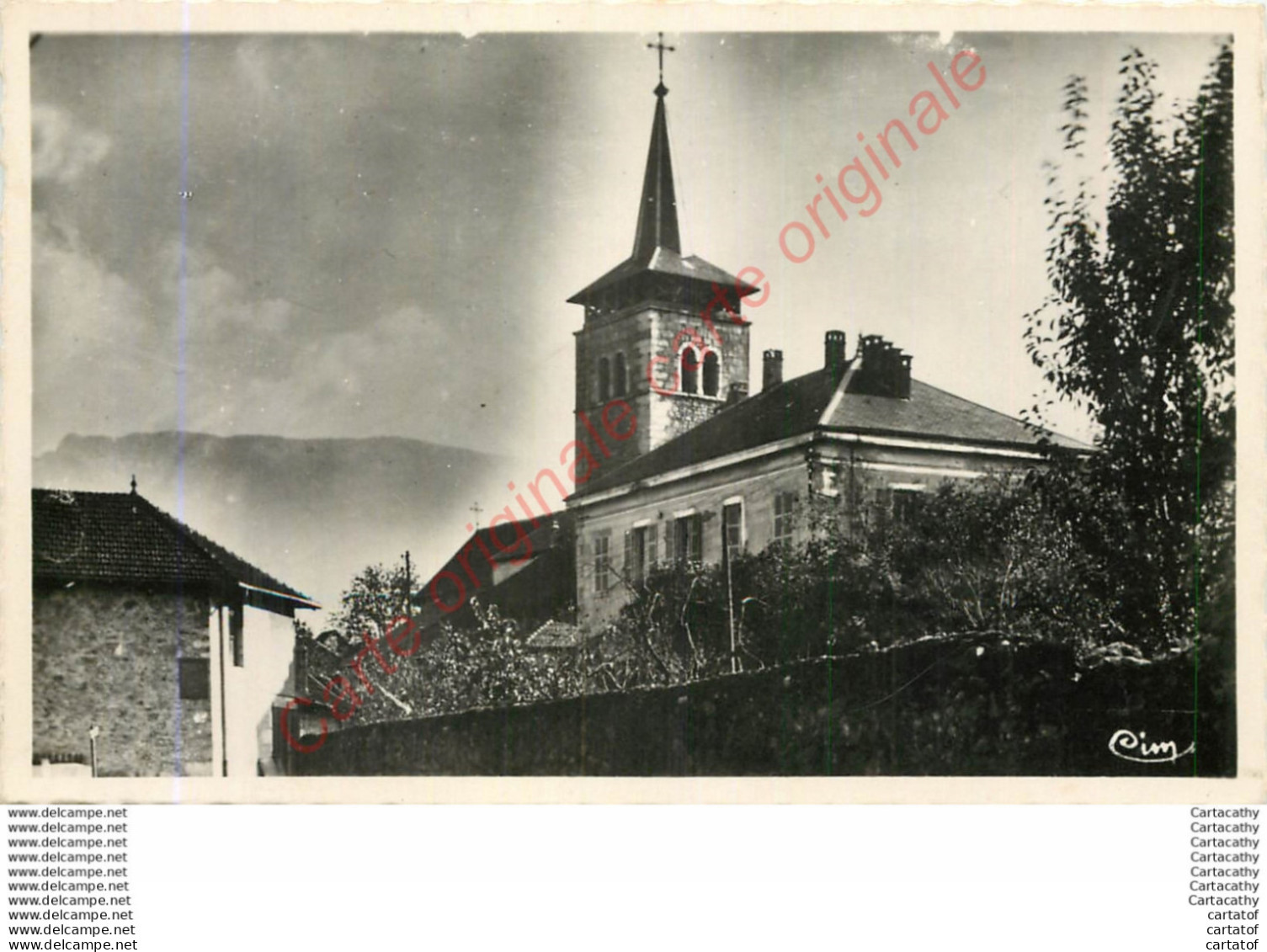 73.  YENNE .  L'Eglise . - Yenne