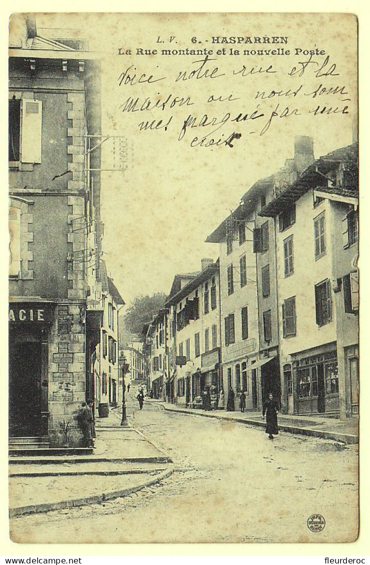 64 - B56243CPA - HASPARREN - La Rue Montante Et La Nouvelle Poste - Bon état - PYRENEES-ATLANTIQUES - Hasparren