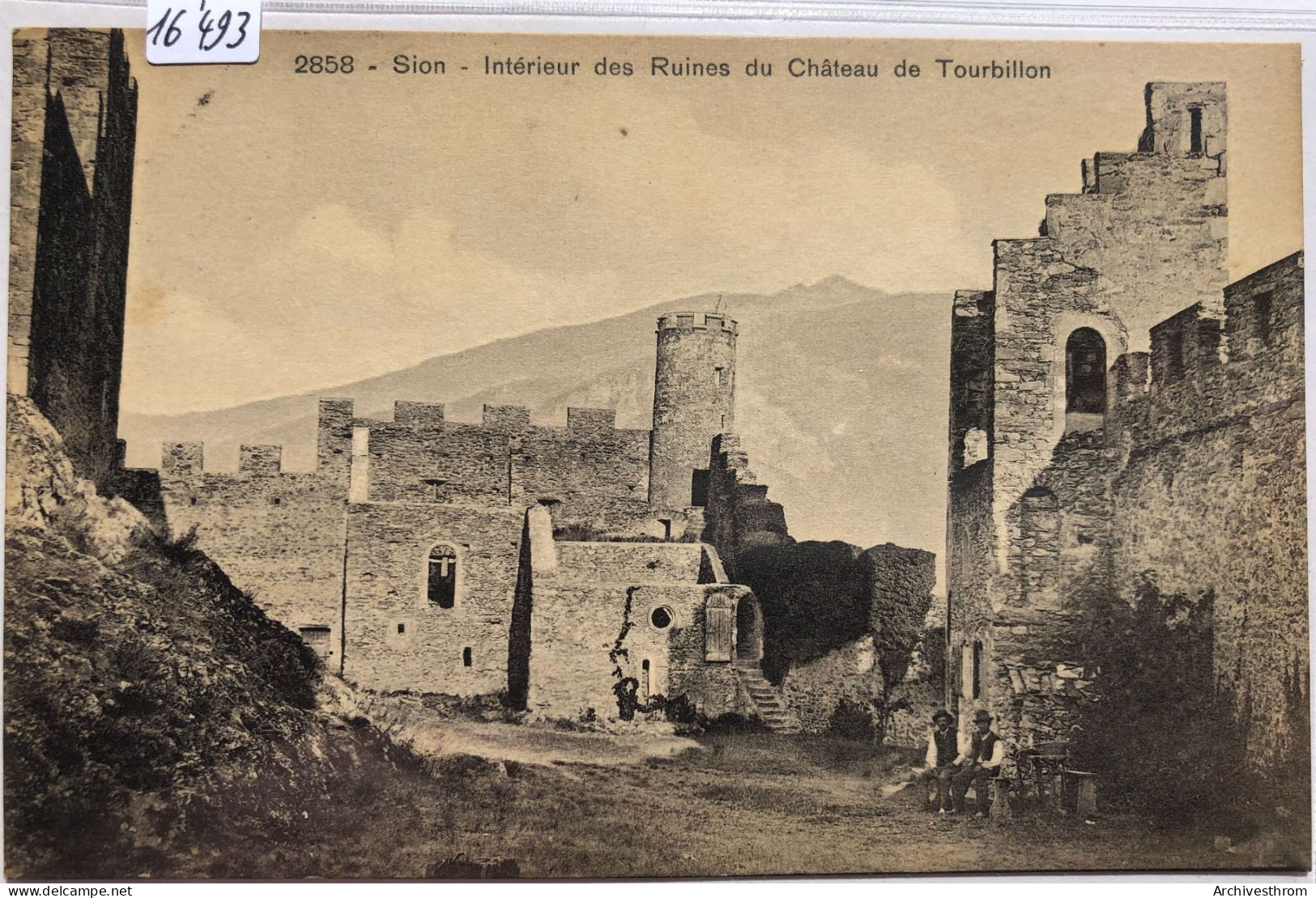 Sion - Tourbillon - Deux Guides à L'intérieur Des Ruines (16'493) - Sion