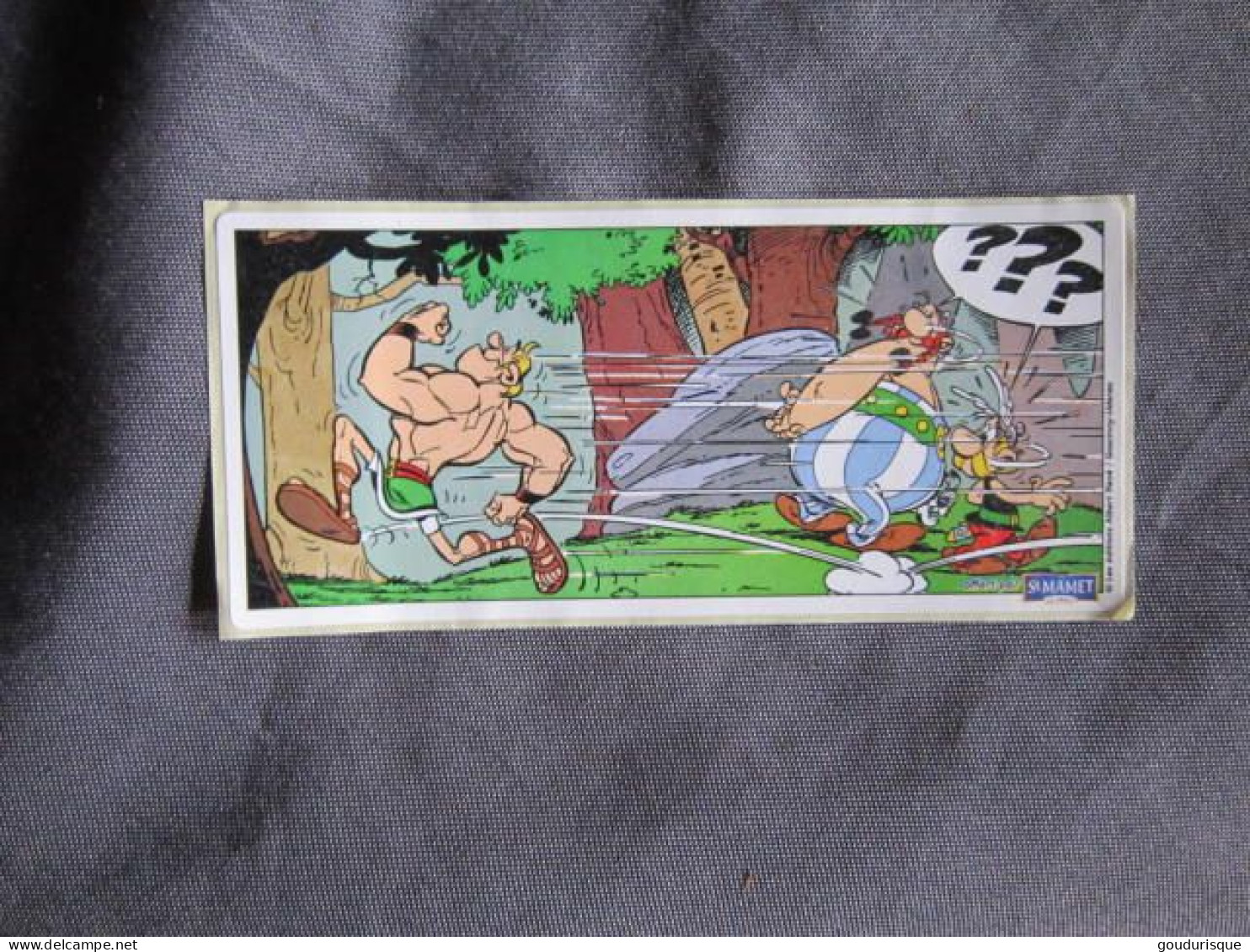 ASTERIX AUTOCOLLANT ST MAMET LA COURSE  UDERZO - Asterix