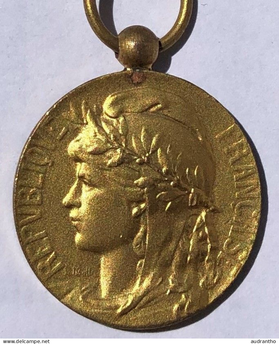 Ancien Porte-clés Médaille Du Travail République Française - Portachiavi