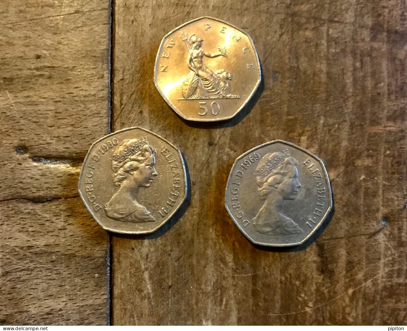 3 Pièces De Monnaie Grande Bretagne 50 Pence - 50 Pence