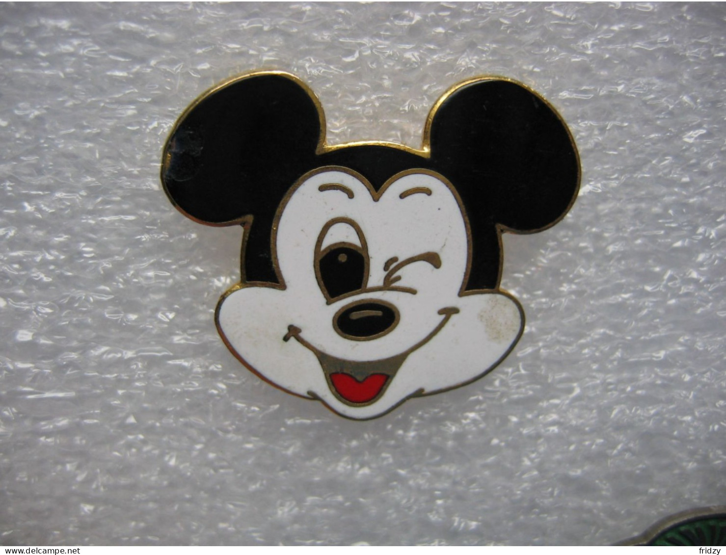 Pin's Disney, Mickey - Disney