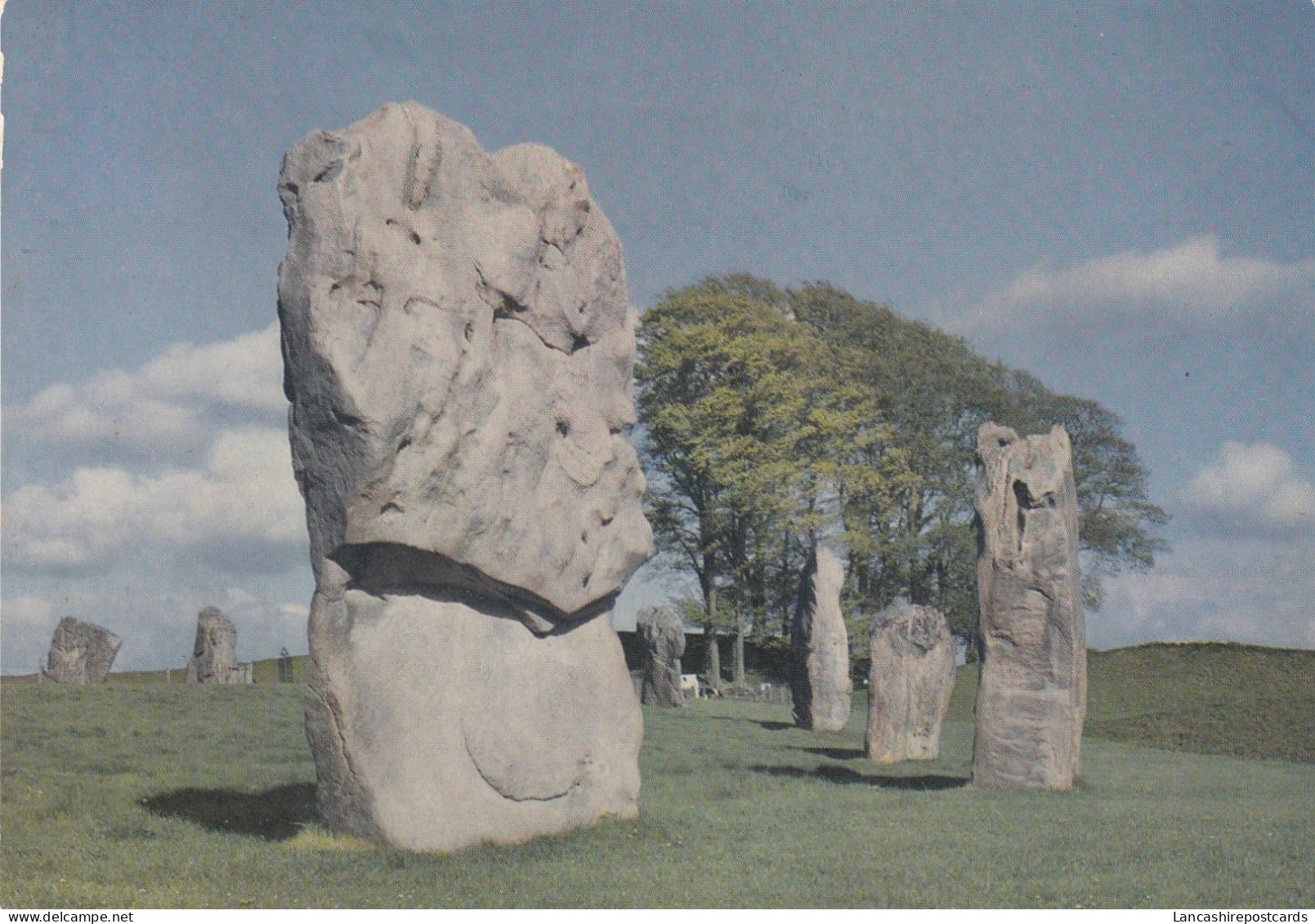 Postcard Avebury Wiltshire England Dolmen Menhirs Standing Stones PU 1973 My Ref B26435 - Dolmen & Menhire