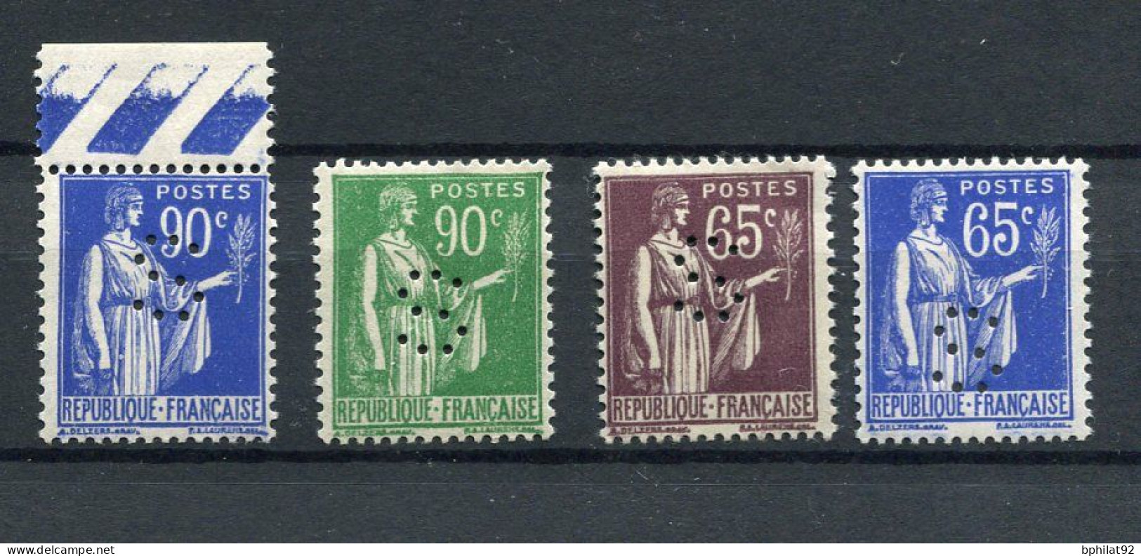 !!! TYPE PAIX, 4 VALEURS AVEC PERFORATIONS DU SENAT NEUVES ** - Unused Stamps