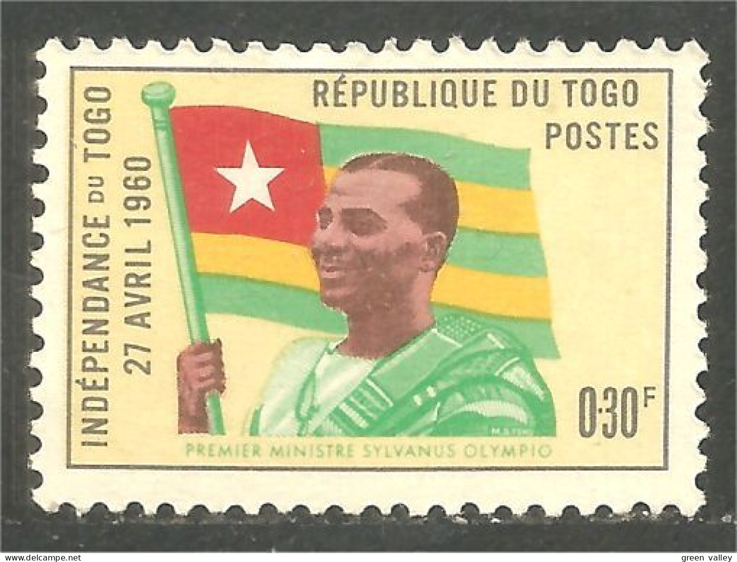 870 Togo Drapeau Flag MH * Neuf (TGO-133) - Postzegels