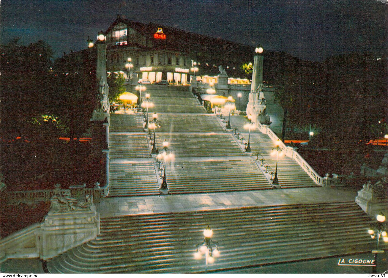 13 - Marseille - La Gare Saint Charles - L'escalier Monumental - La Nuit - Quartier De La Gare, Belle De Mai, Plombières