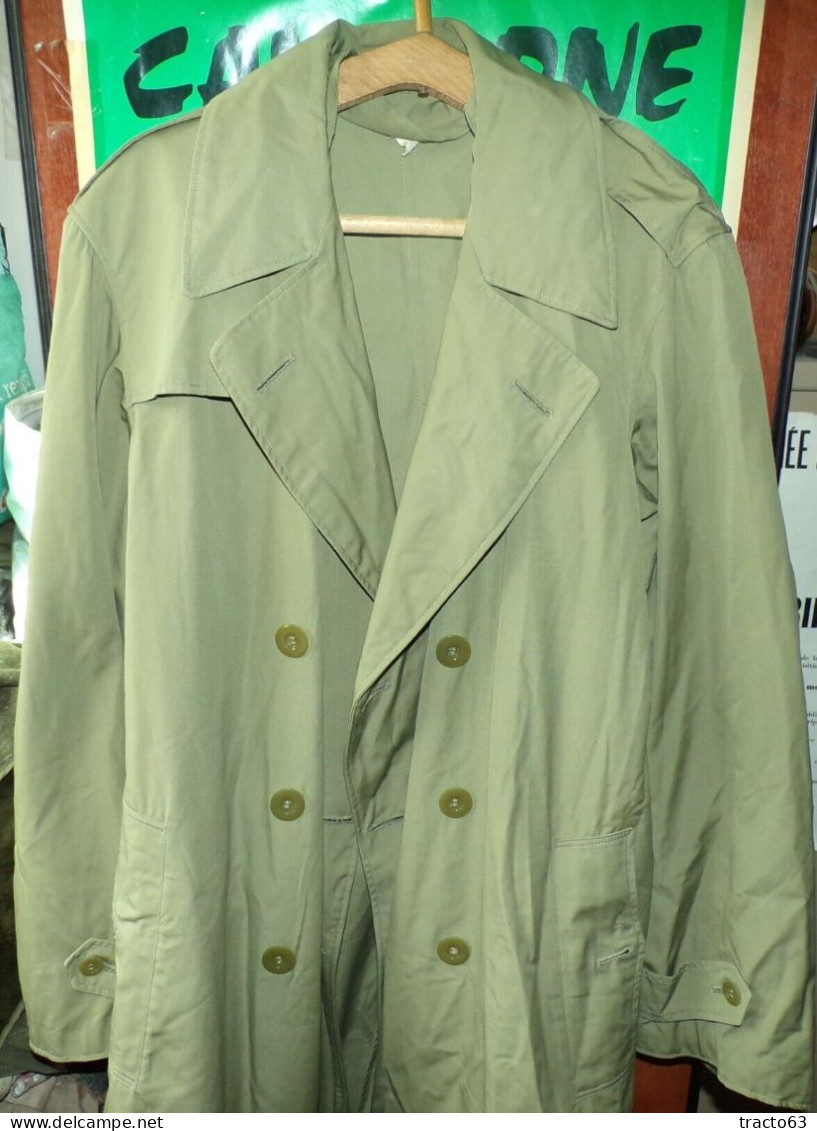 IMPERMEABLE REGLEMENTAIRE POUR OFFICIER  DE L'ARMEE FRANCAISE DE 1965 AVEC CEINTURE , TAILLE MILITAIRE 112 GM  SOIT TAIL - Equipaggiamento