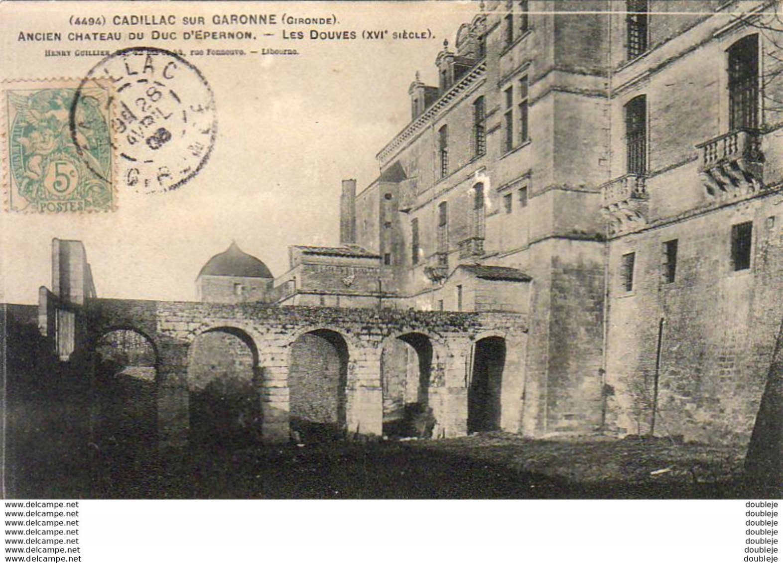 D33  CADILLAC- SUR- GARONNE  Ancien Chateau Du Duc D' Epernon- Les Douves  ...... - Cadillac