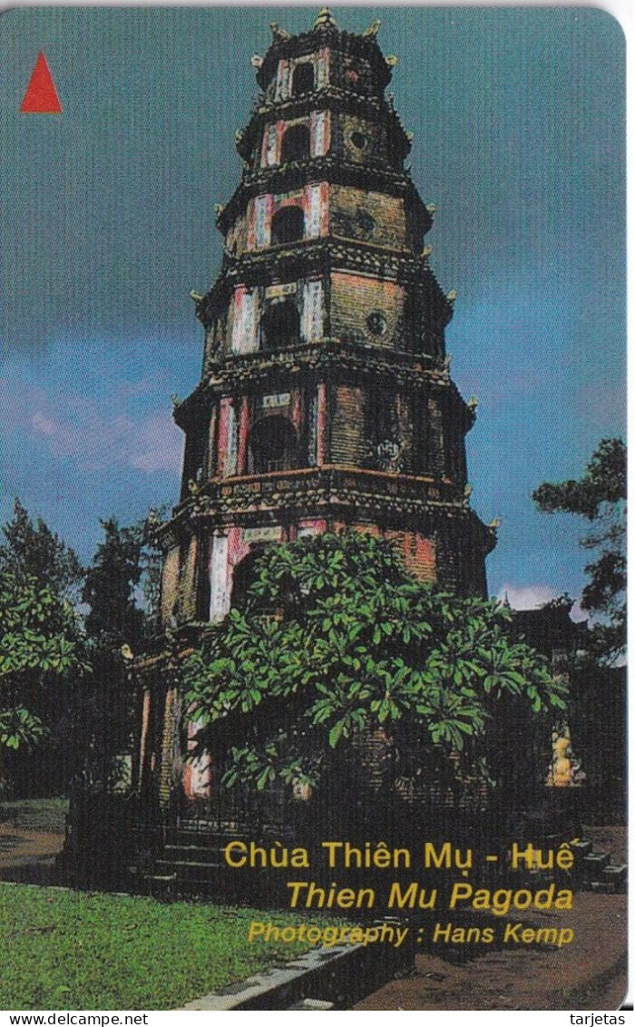 TARJETA DE VIETNAM DE UNA PAGODA (7UPVD) - Vietnam