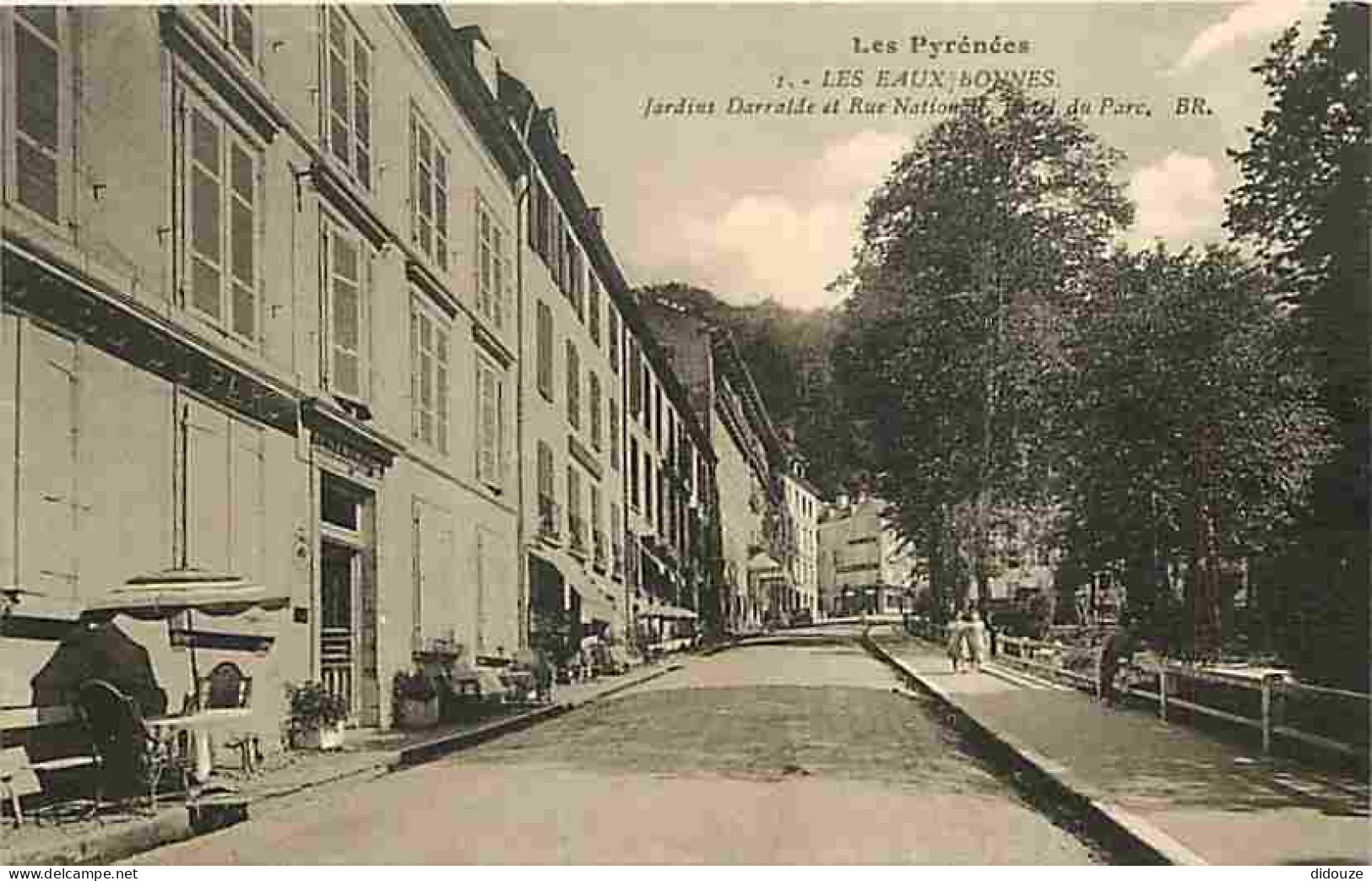 64 - Les Eaux Bonnes - Jardins Darralde Et Rue Nationale - Hotel Du Parc - Animée - Correspondance - CPA - Voir Scans Re - Eaux Bonnes