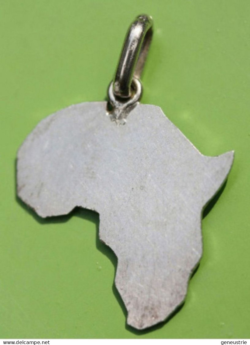 Pendentif Médaille "Afrique" Argent 3.3gr (sans Poinçon) - Africa Silver Pendant - Pendants