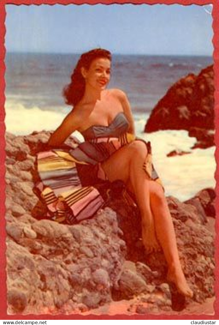 ** CARTE  SILHOUETTES  De  PLAGE ** - Pin-Ups