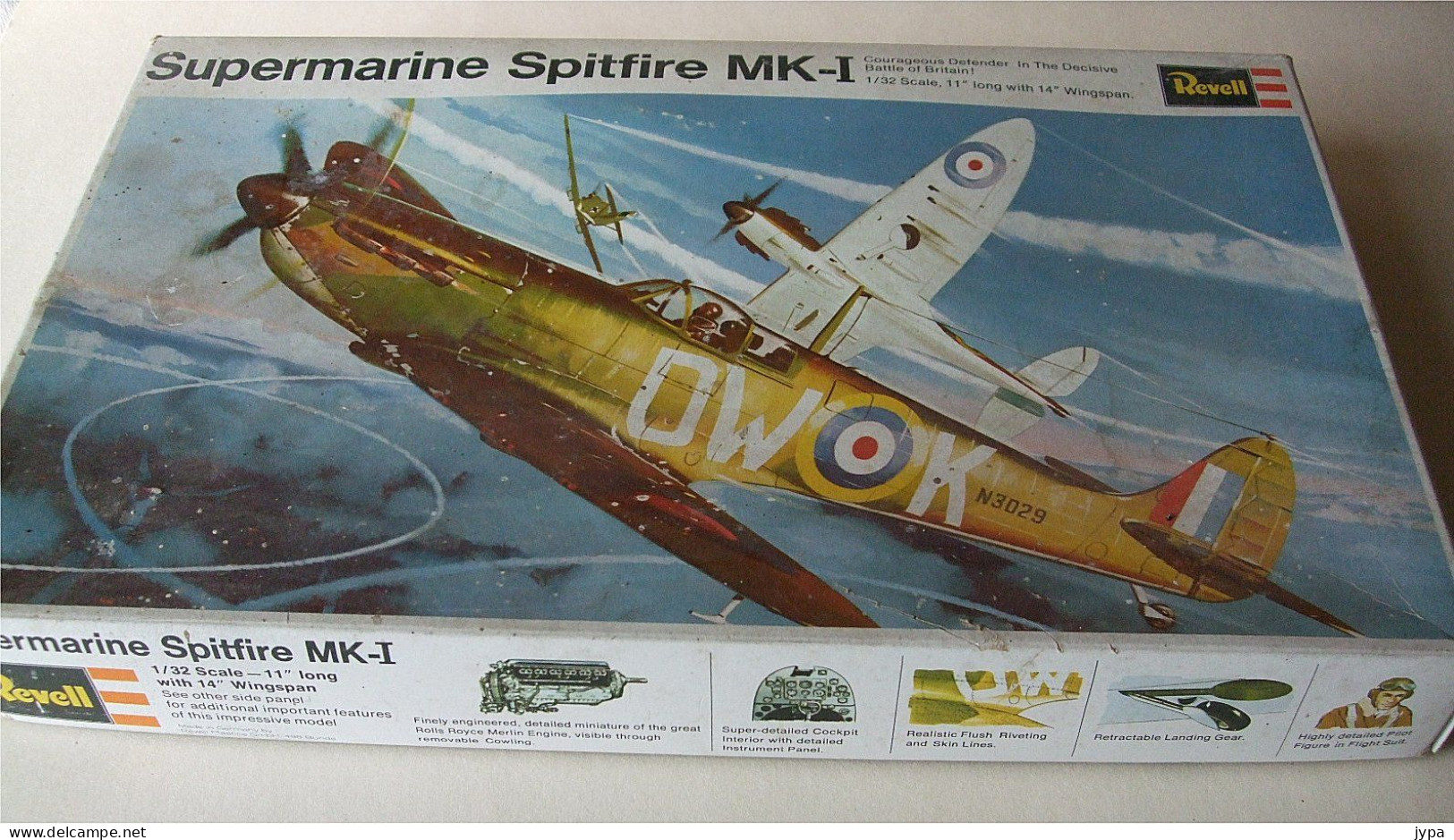 SPITFIRE 1 / 32  MAQUETTE ANCIENNE ANNEES 70 - Flugzeuge