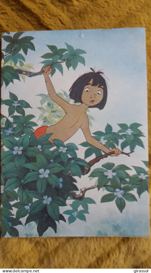 CPM WALT DISNEY LE LIVRE DE LA JUNGLE MOWGLI DANS LES ARBRES - Altri & Non Classificati