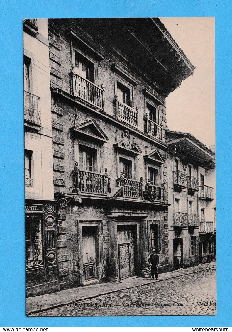 591 SPAIN ESPAÑA PAIS VASCO FUENTERRABIA  CALLE MAYOR OLD HOUSE  POSTAL    POSTCARD - Autres
