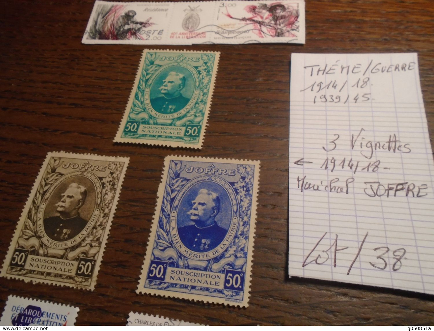 1914/18 +1939/45 -   LOT  De Timbres Détachés + 3 VIGNETTES  ( THEME GUERRE )++3 Photos - Guerre (timbres De)