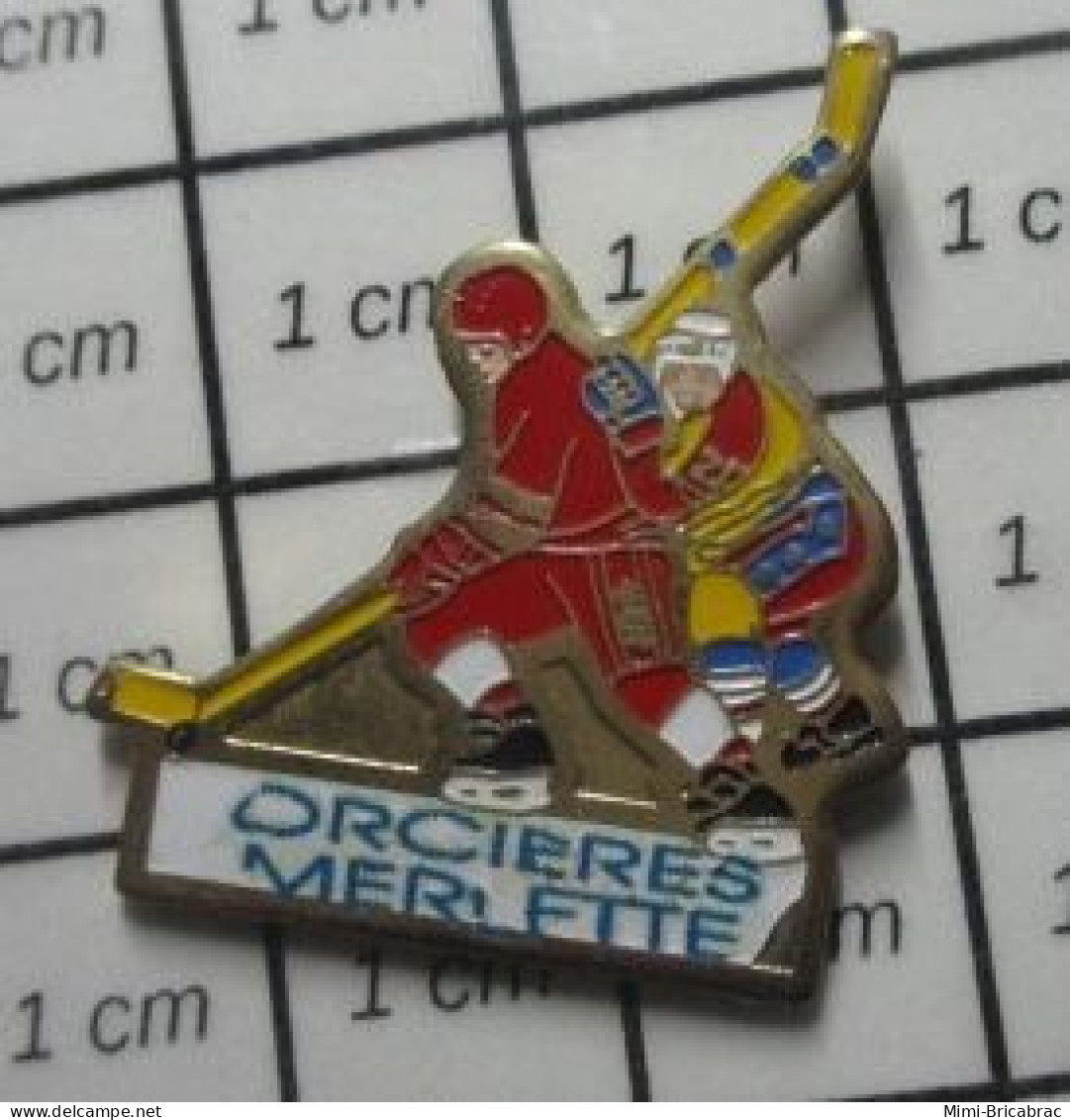 713A Pin's Pins / Beau Et Rare / SPORTS / CLUB ORCIERES MERLETTES  HOCKEY SUR GLACE HOCKEYEUR - Winter Sports