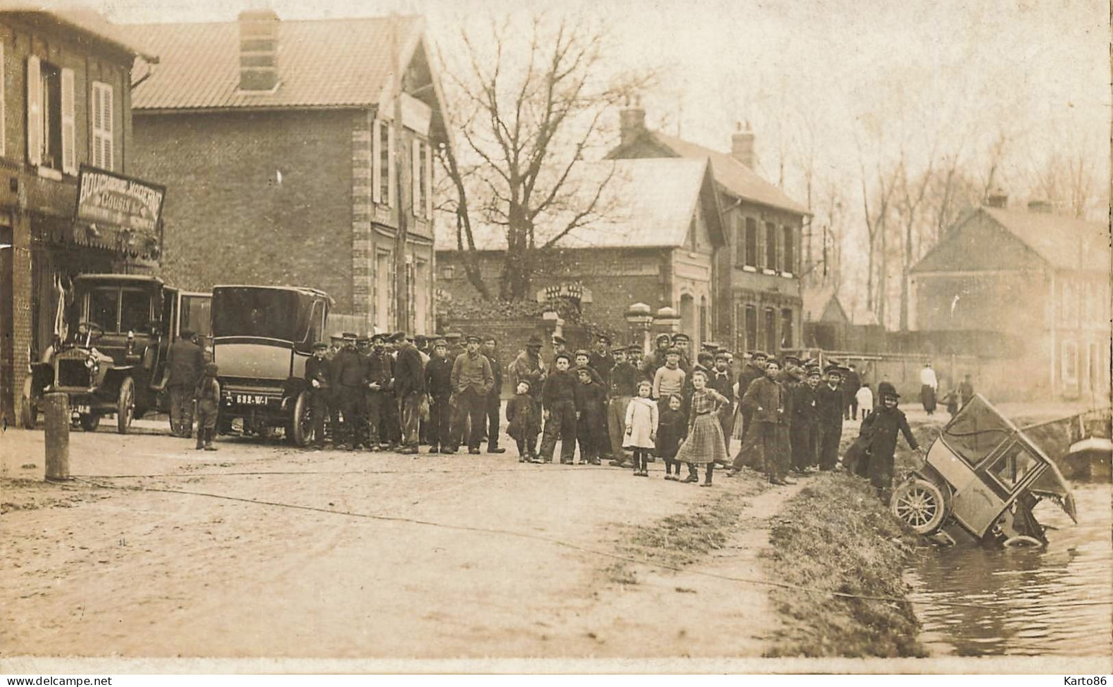 Longueil Annel * RARE Carte Photo ! * Accident D'automobile Devant La Boucherie Moderne COUSIN Av De La Cannonière - Longueil Annel